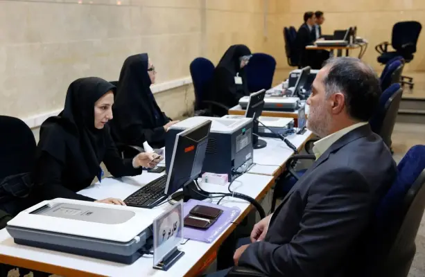 دورکاری ۲ روز در هفته کارمندان دولت؛ شرایط و جزئیات مصوبه