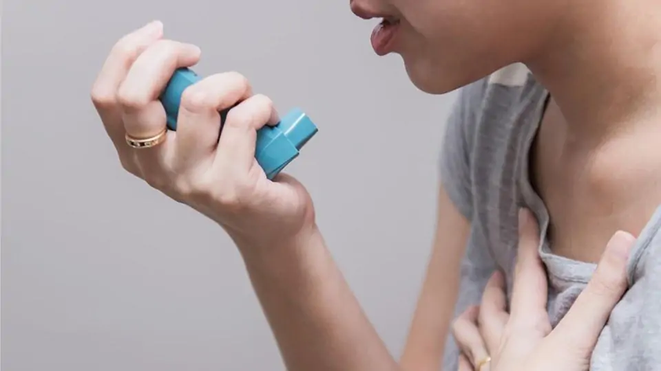 بهترین روش‌های طبیعی برای درمان آسم