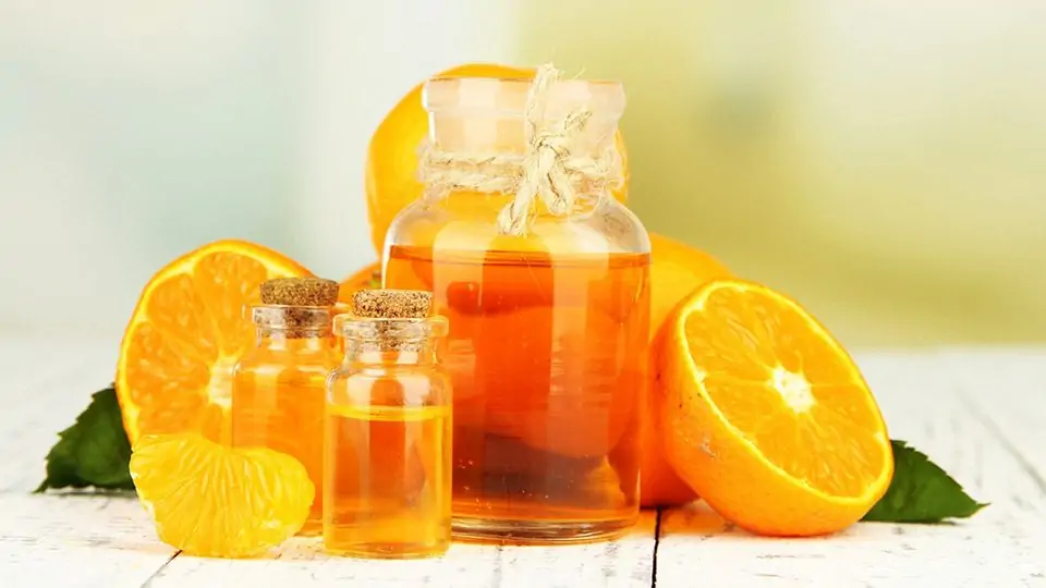 خواص روغن پرتقال برای درمان جوش