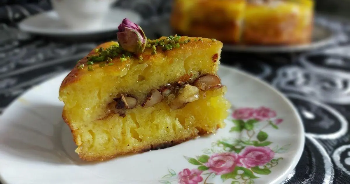طرز تهیه خاگینه مغزدار تبریزی؛ دستور مجلسی با گردو، زعفران و شهد