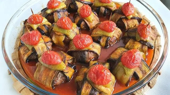 طرز تهیه بادمجان ترکی بقچه ای با گوشت و سیب زمینی
