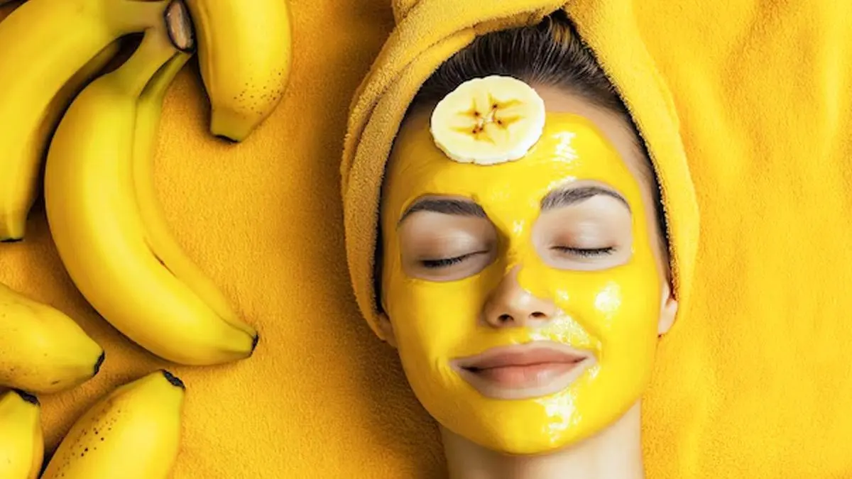 بهترین ماسک ضد چروک و لیفت صورت در خانه؛ آبرسانی پوست و روش استفاده ایمن