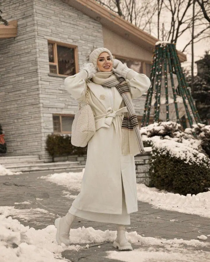 انواع مدل پالتو زنانه شیک و جدید؛ راهنمای انتخاب و ست کردن پالتو زمستانی