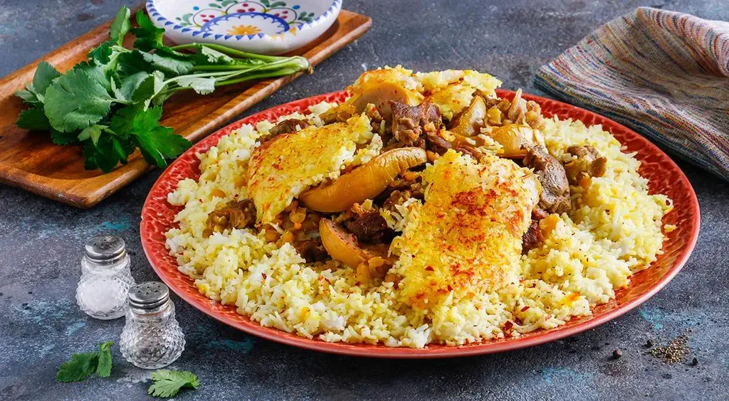 طرز تهیه به پلو مخلوط با مرغ؛ پلوی زعفرانی خوشمزه و مجلسی